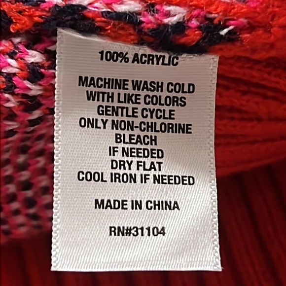 Crown & Ivy women’s size large red plaid pullover sweater rhinestone shoulders - Picture 6 of 11